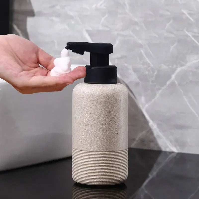 Automatic induction hand sanitizer bottle household smart foam mobile phone electric foaming bottle induction hand sanitizer
