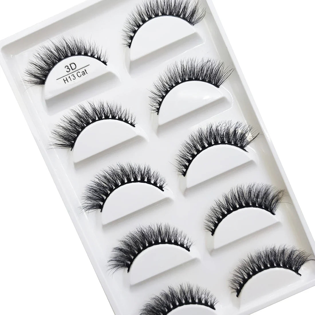 Set of 5 pairs of natural 3D mink false eyelashes by Blushimmer, featuring faux cils for makeup and beauty enhancement.