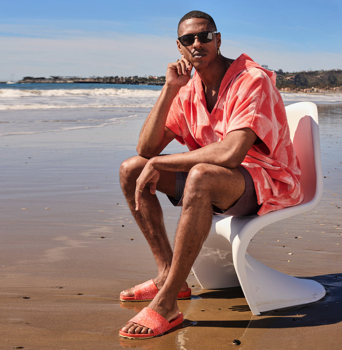 Fleks East Beach Slide featuring starfish design, casual slip-on sandals with open toes and comfortable footbed.
