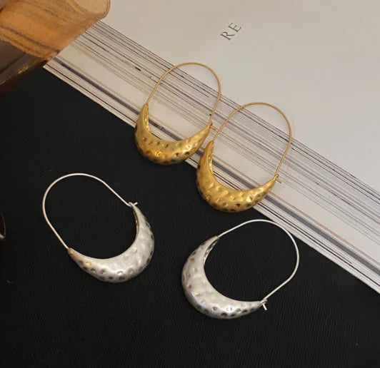 Simple Women's Fashion Earrings for Personal Style
