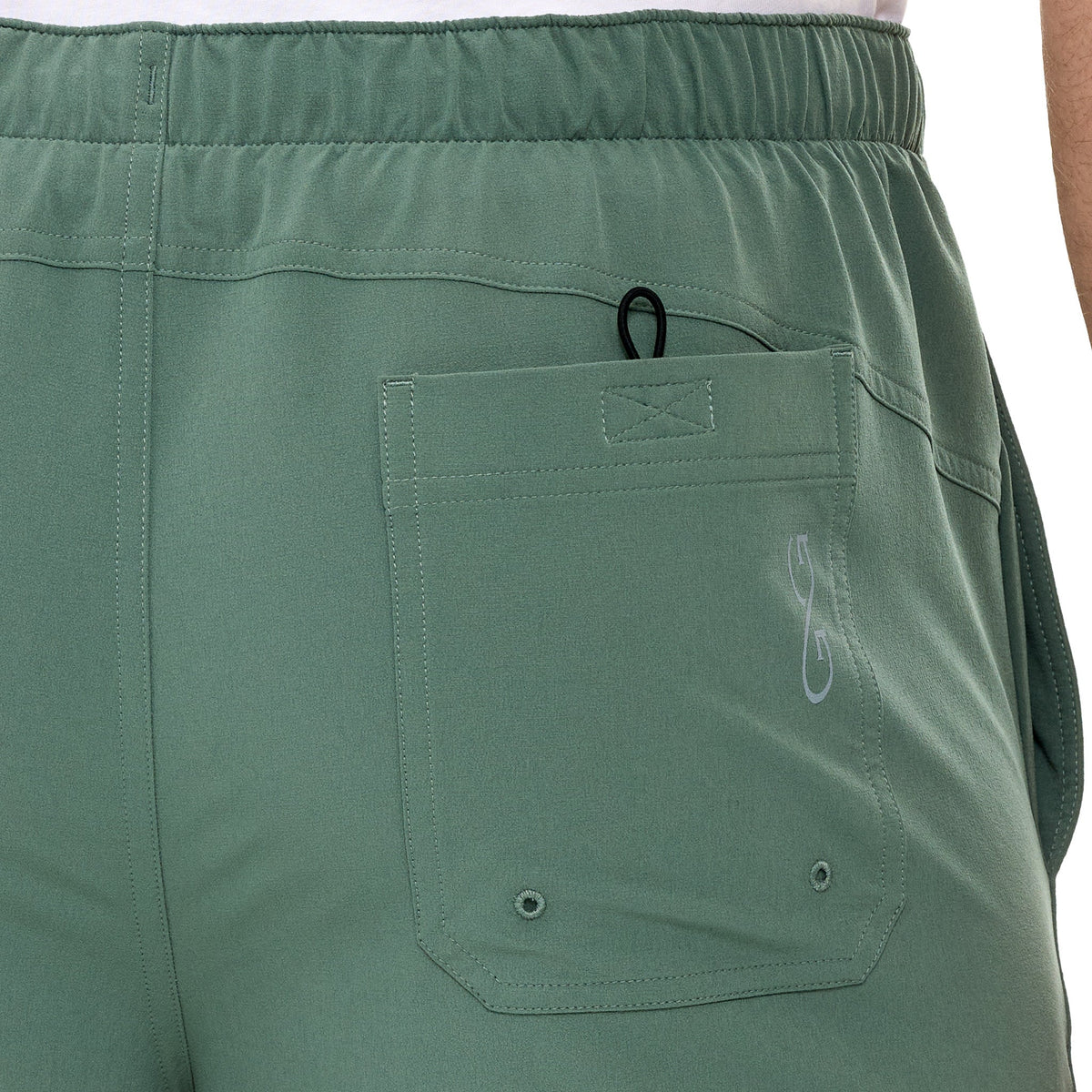 GameGuard Ironwood SeaDrift Pant showing lightweight, durable fishing pants with reinforced knees in a natural outdoor setting.
