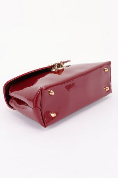 Women's Chelsea handbag from Ibiza by Manyc New York, stylish leather bag with elegant design and spacious interior.