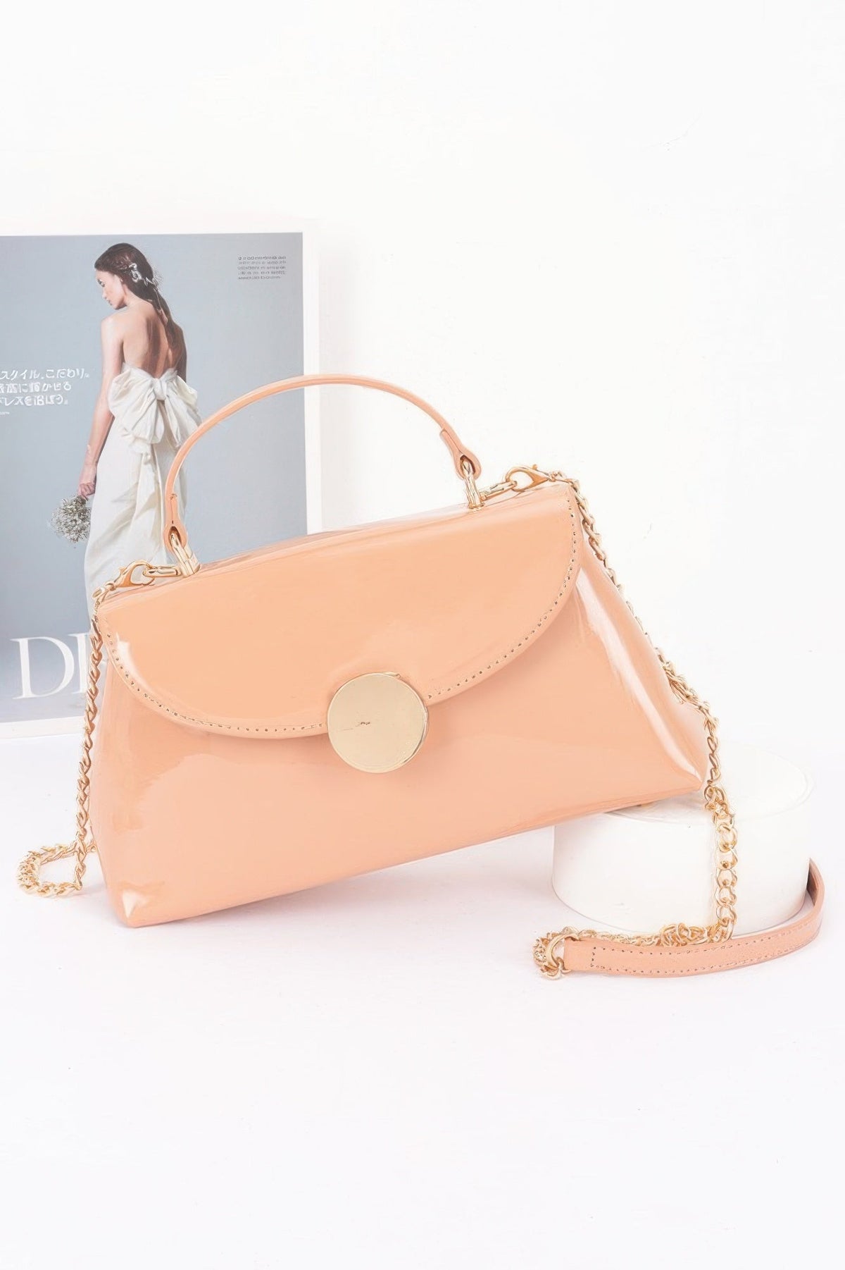 Women's Chelsea handbag from Ibiza by Manyc New York, stylish leather bag with gold hardware and spacious interior.