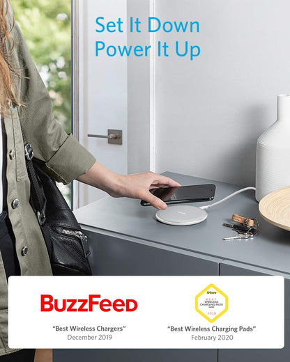 White Anker 313 wireless charging pad for charging devices, sleek compact design, ideal for Qi-compatible smartphones.