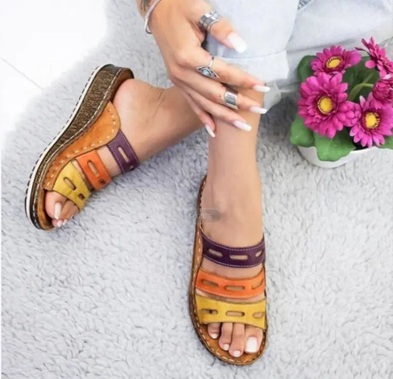 Fashion Casual Set of Women's Sandals and Slippers