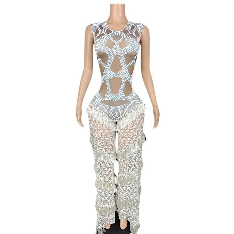 Women's sleeveless lace bodycon jumpsuit in a fitted silhouette