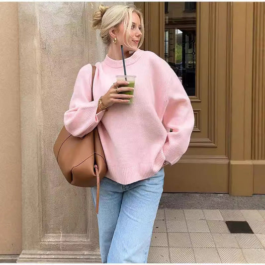 Women's loose sweet crew neck pullover sweater with long sleeves, winter fashion design