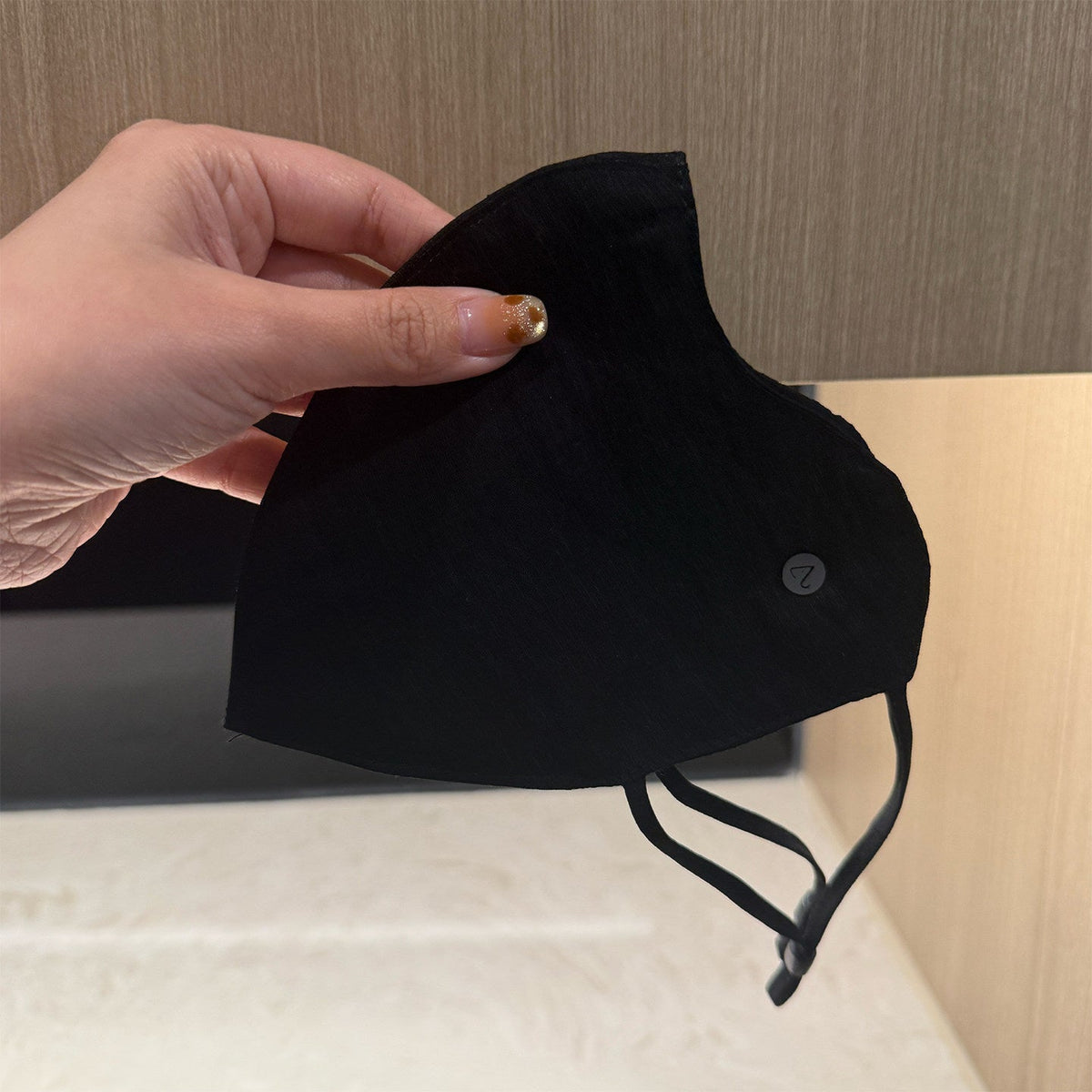 Lightweight linen Tencel breathable sun-protective mask in a simple fabric design