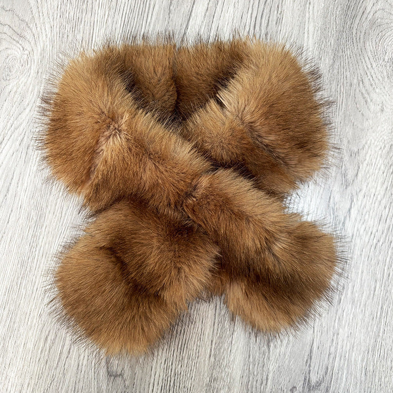 Segmented wool patches and plush fur coat with cross-knitted design in a mature, elegant style