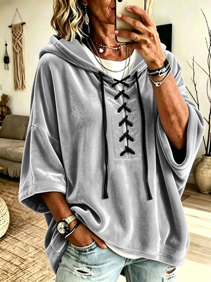 Women's casual loose-fitting oversized hooded sweatshirt in a relaxed silhouette