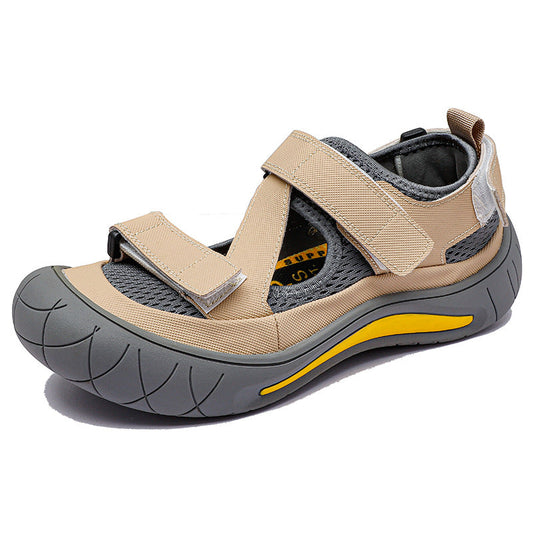 Men's non-slip, wear-resistant beach sandals with durable textured soles
