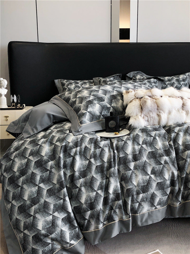 Long-staple cotton printed four-piece bedding set with coordinating sheets and pillowcases