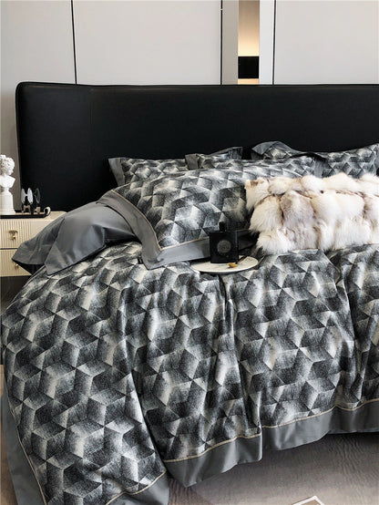 Long-staple cotton printed four-piece bedding set with coordinating sheets and pillowcases