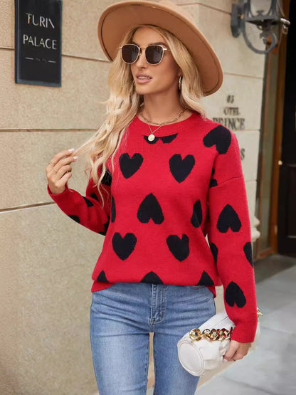 Knitted jacquard crew-neck pullover long-sleeve knitwear sweater in detailed textured fabric
