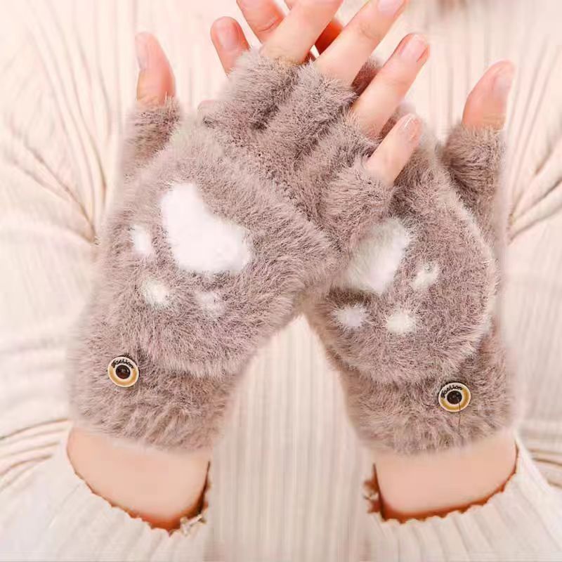 Half-finger knitted warm cat-claw gloves in soft gray fabric with claw-shaped fingertips