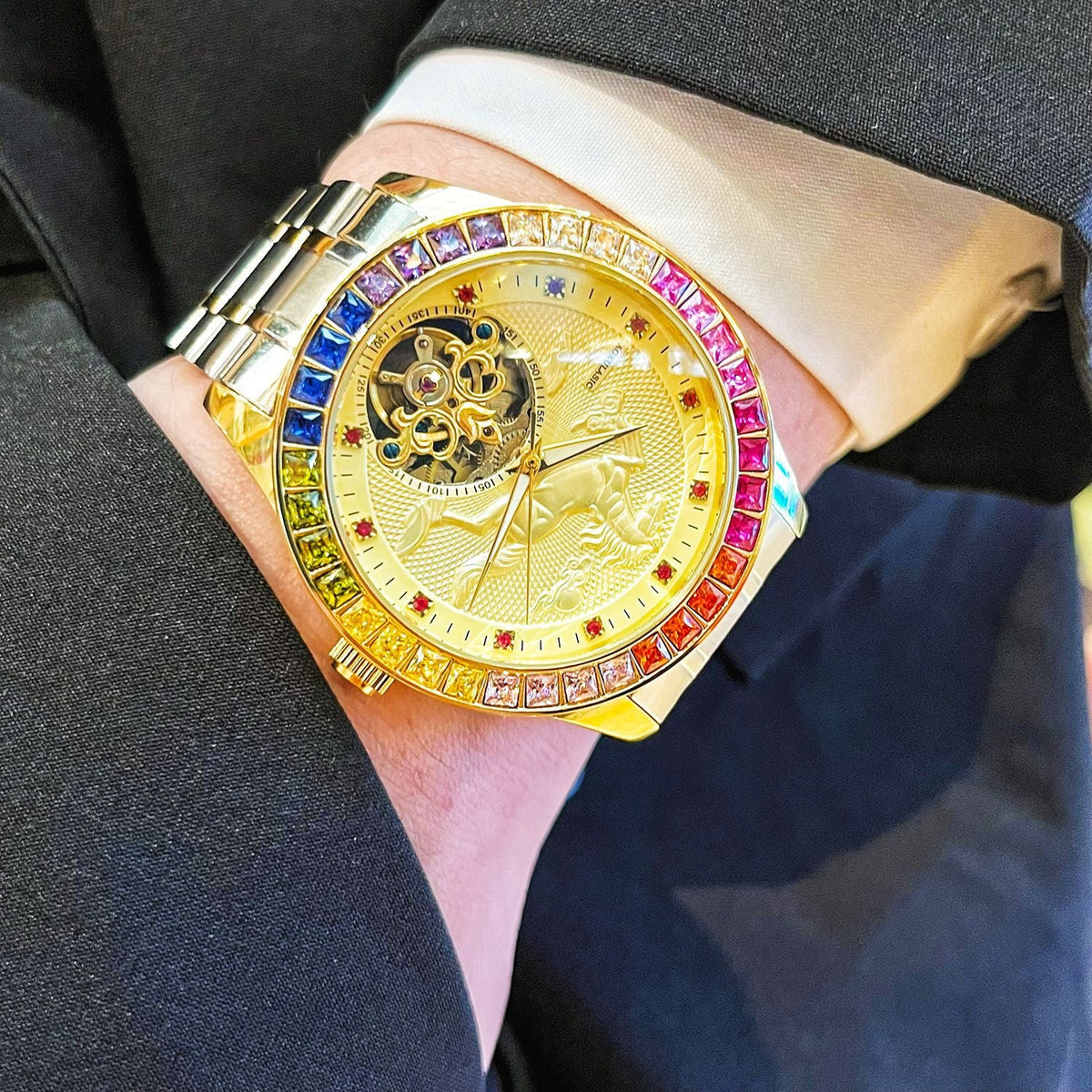 Men's fully automatic mechanical watch with large flywheel, detailed dial and stainless steel case