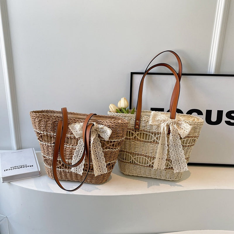 Women's large-capacity stylish woven tote bag for vacation, spacious design with woven texture