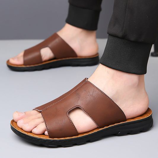 Men's fashionable soft-soled non-slip simple slippers in a clean, comfortable design