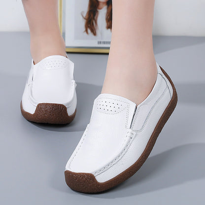 Women's cowhide leather Oxford flats by BACKUPMYFILESNOW® with classic lace-up design and rounded toe in black.