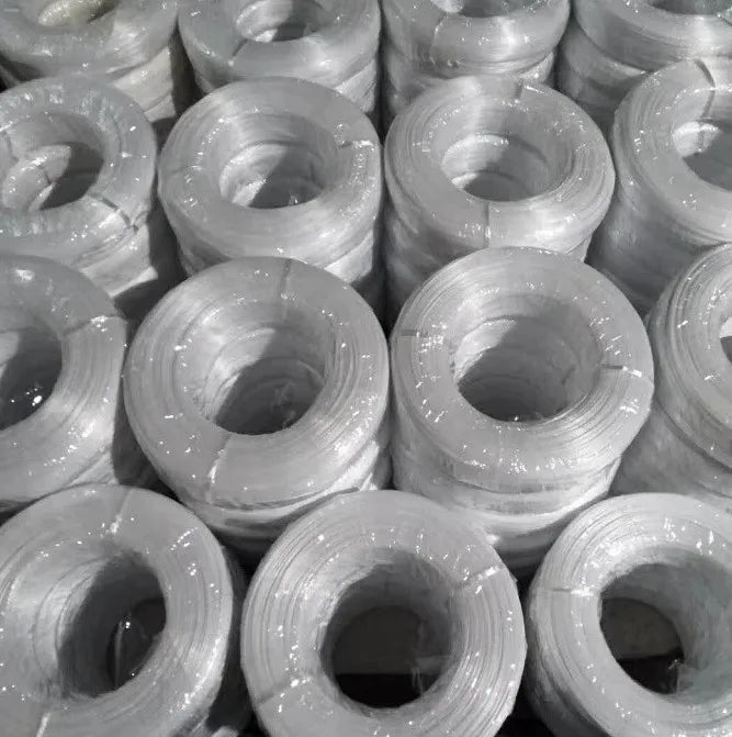Mascara nose bridge strip wire in 85x5mm, 90x5mm, and 95x5mm sizes, shown in close-up for makeup application or repair.