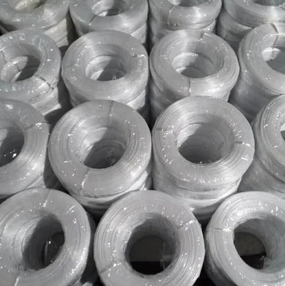 Mascara nose bridge strip wire in 85x5mm, 90x5mm, and 95x5mm sizes, shown in close-up for makeup application or repair.