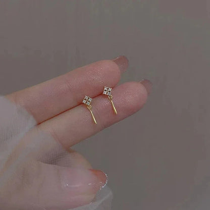 Korean fashion student leaves earrings for women with rhinestone tassel charms, suitable for wedding or party jewelry.