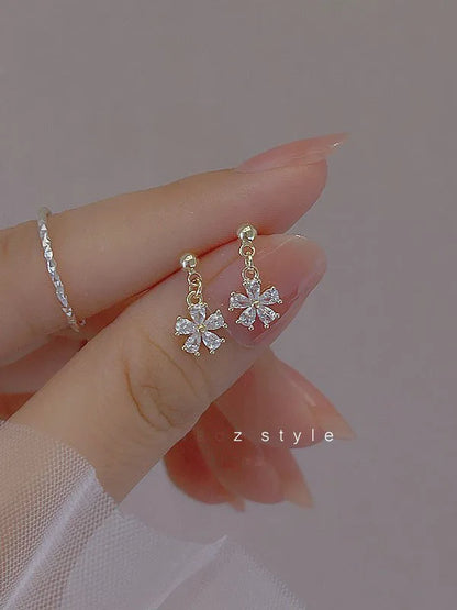 Korean fashion student leaves earrings for women with rhinestone tassel charms, perfect for wedding or party jewelry accessories.