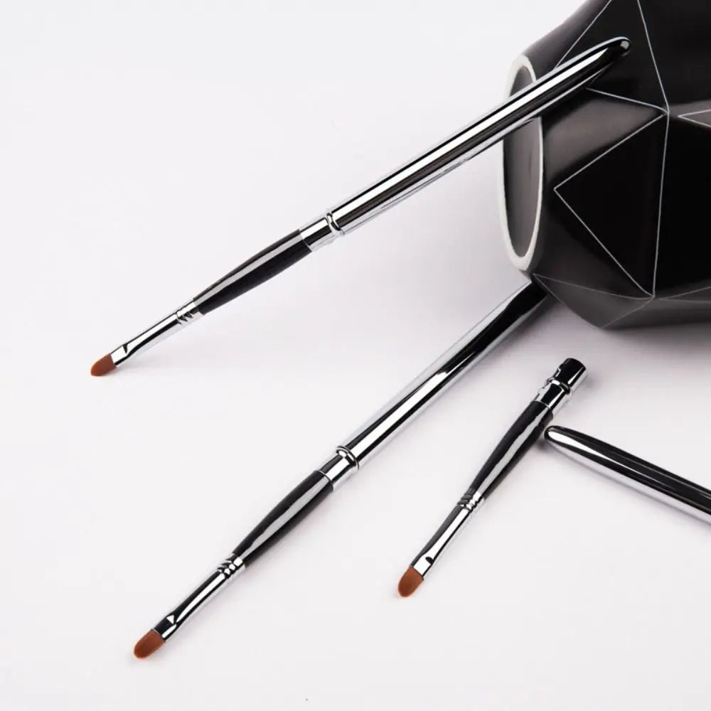 Beauty Lady lip gloss and lipstick makeup brush with metal handle, protective cap, ideal for concealer and lip application.