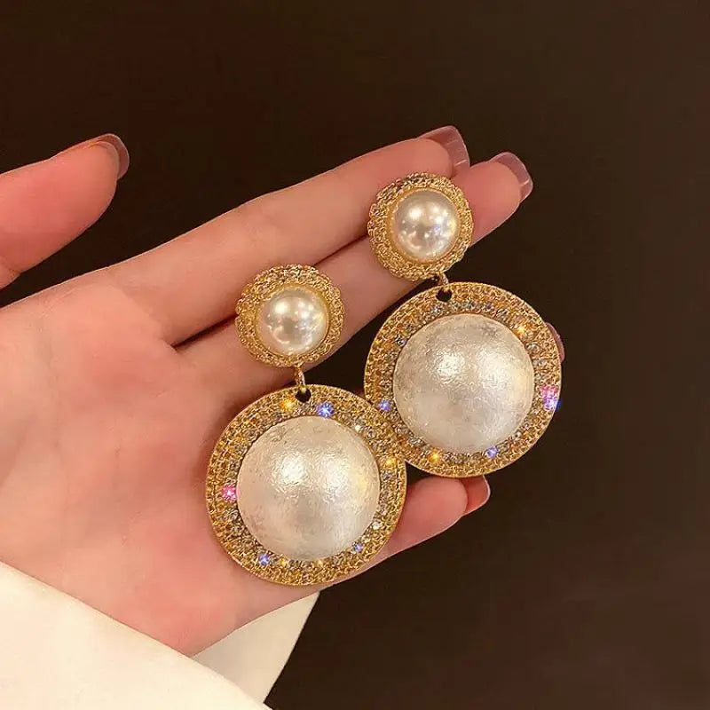 Large gold crystal pearl drop earrings for women, stylish Korean and European fashion jewelry perfect for parties.