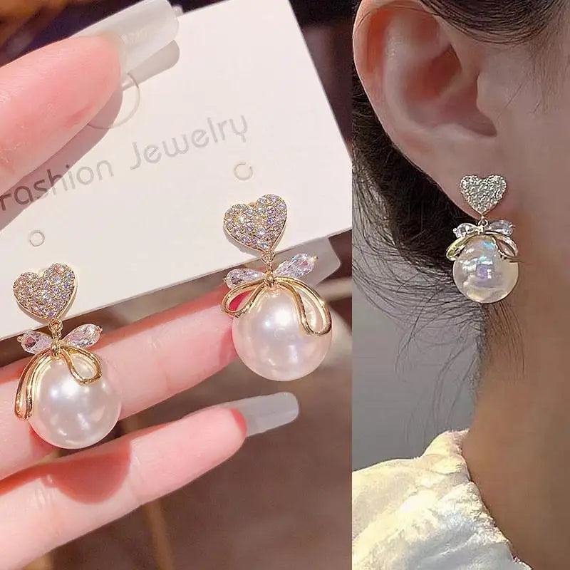 Gold large crystal pearl drop earrings for women, stylish Korean and European American fashion jewelry, perfect for parties.