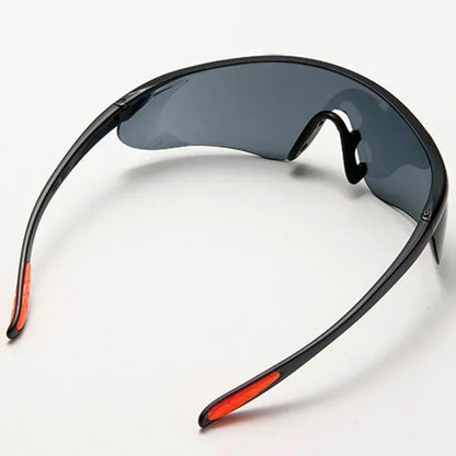 Unisex anti-splash goggles by BACKUPMYFILESNOW.COM® with clear lenses, suitable for industrial work, cycling, windproof and dustproof protection.