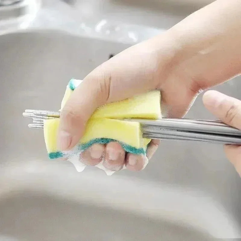 Double-sided scrub sponge set from BACKUPMYFILESNOW.COM®, heavy-duty for kitchen grease, rust, and pot cleaning, highly absorbent.