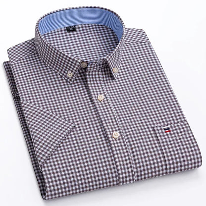 Men's casual summer Oxford shirt with short sleeves, plaid pattern, solid color, square collar, and single pocket in 100% cotton.