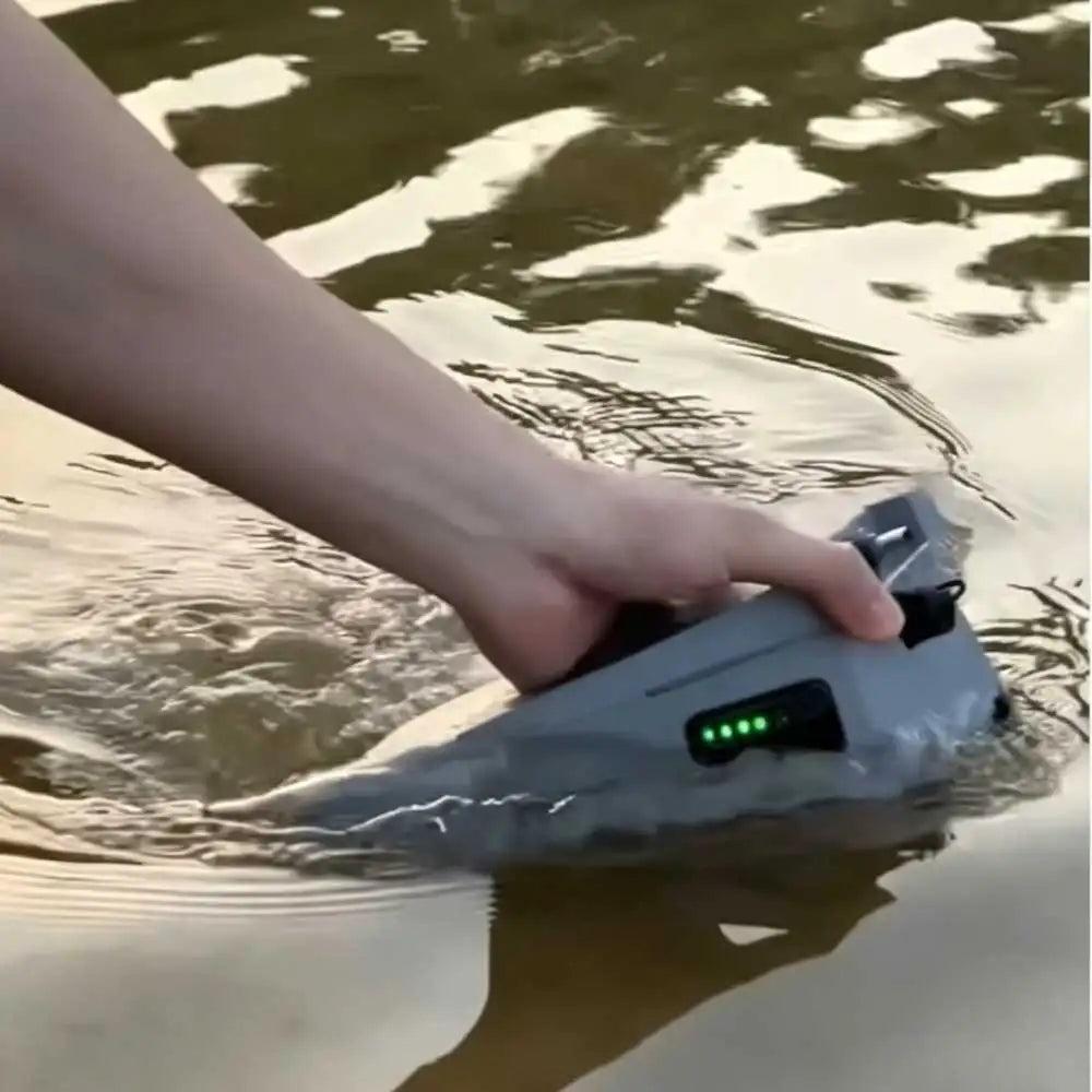 BACKUPMYFILESNOW.COM® Clip Battery Pack for Starlink Mini, 200Wh waterproof power bank with 15-21V output, ideal for camping and RV use