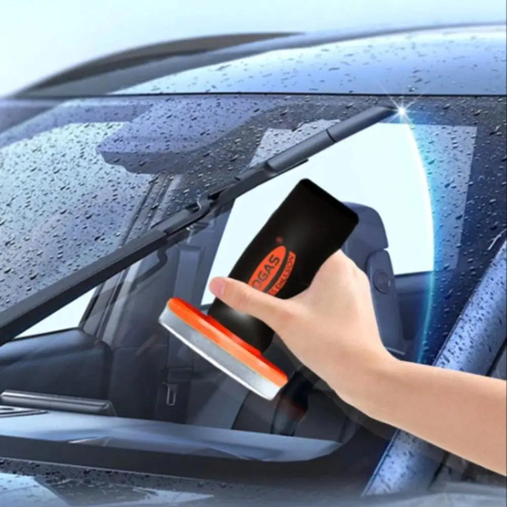 Heavy degreasing film cleaning paste for car glass by BACKUPMYFILESNOW.COM, removes stains from windshield and rearview mirrors.