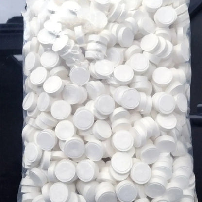 Portable 10/20pcs compressed non-woven face towels for travel, camping, hiking, and outdoor use, moistened disposable tissues.