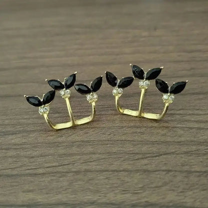 925 silver needle green flower earrings for women, Korean fashion jewelry with zircon leaf design and stud style.