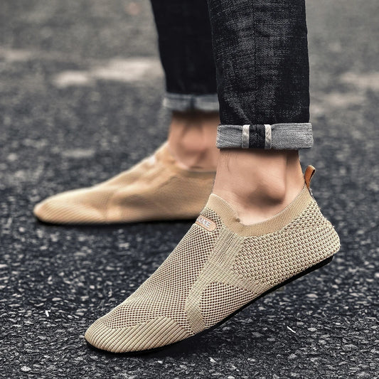 Men's four seasons casual shoes in blue, from BackupMyFilesNow.com, featuring comfortable indoor and outdoor footwear design.