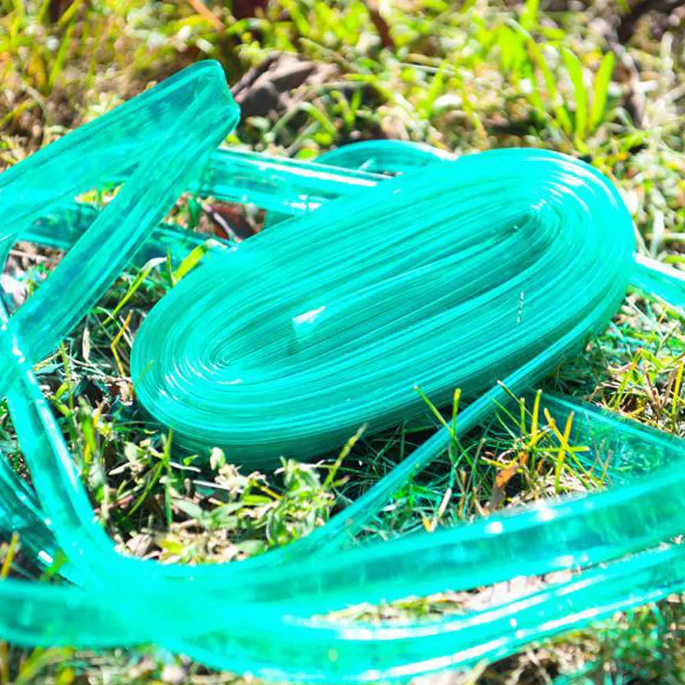 Automatic garden sprinkler heads and soaking hoses from BackupMyFilesNow.com for watering lawns and irrigation systems.