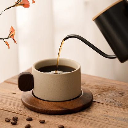 European style porcelain coffee mug with floral design, 250ML capacity, ideal for breakfast, tea, coffee, or latte.