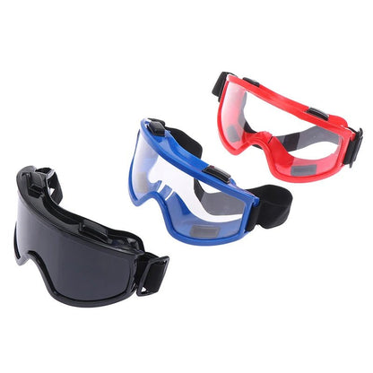 High-quality safety goggles with clear lenses, anti-splash and dust-proof design, industrial lab eye protection safety glasses.