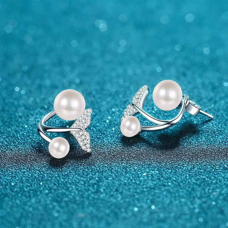Silver mermaid tail earrings with freshwater pearls and moissanite, versatile two-way wear for women’s parties and birthdays.