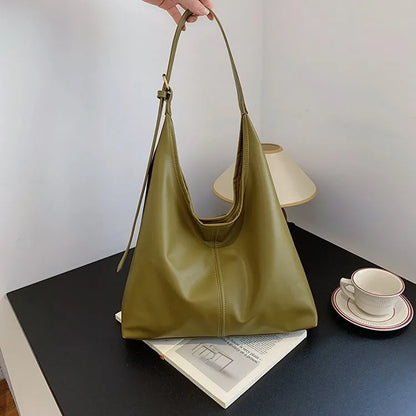 Beige HOMEFISH tote bag with shoulder straps, large retro simple design, made of sturdy material for women’s everyday use.