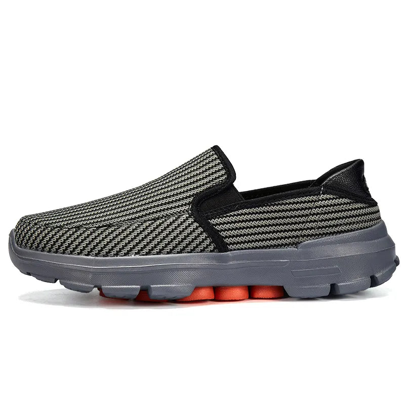 Black men's slip-on loafers, breathable casual driving shoes with non-slip soles, available in size 45, stylish and comfortable.