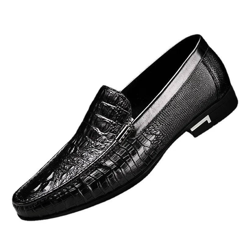 Black men's slip-on loafers made of genuine leather, summer driving shoes, formal moccasins, men's loafer flats.