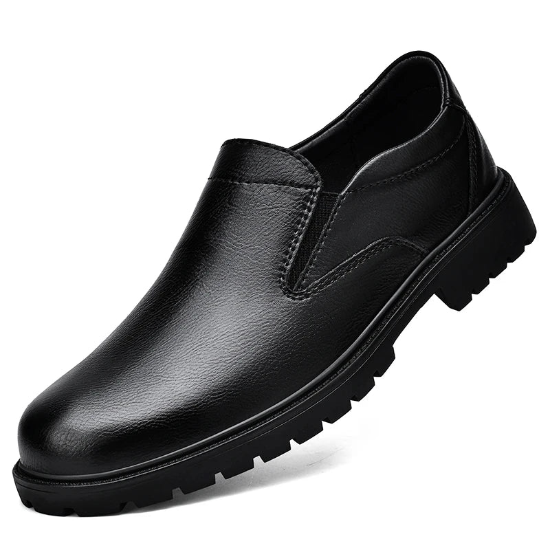 Black men's slip-on Oxford loafers made of smooth leather, casual style, Italian design, new arrival, size 46.