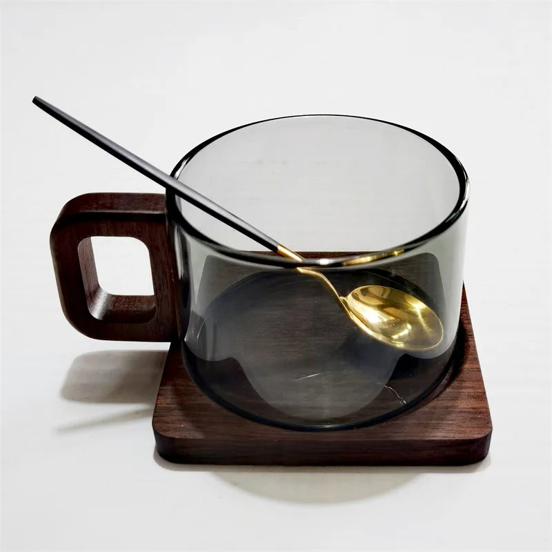 200ml Fresh Ground Latte glass coffee mug with wooden tray and spoon, heat-resistant breakfast milk tea cup, American coffee style.