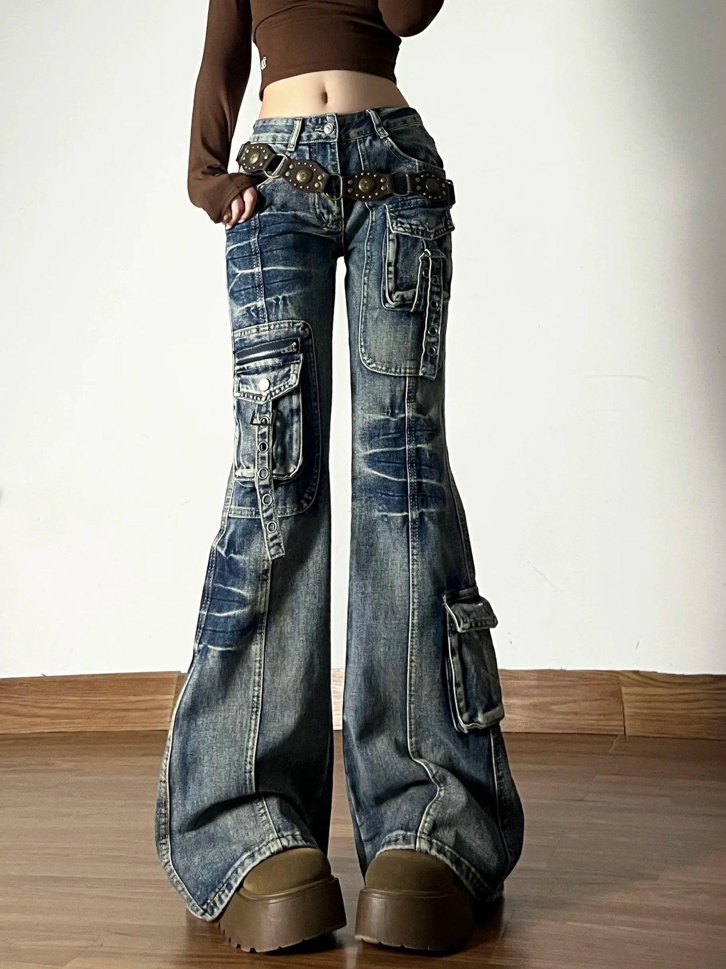 American Vintage Y2K jeans for women, high-street cargo flare pants with multi-pocket design, casual punk style, floor-grazing length