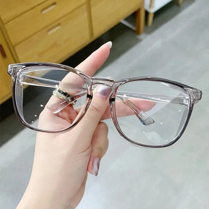 BackupMyFilesNow.com® anti-fog safety glasses with protective side shields and blue light filtering for men and women.