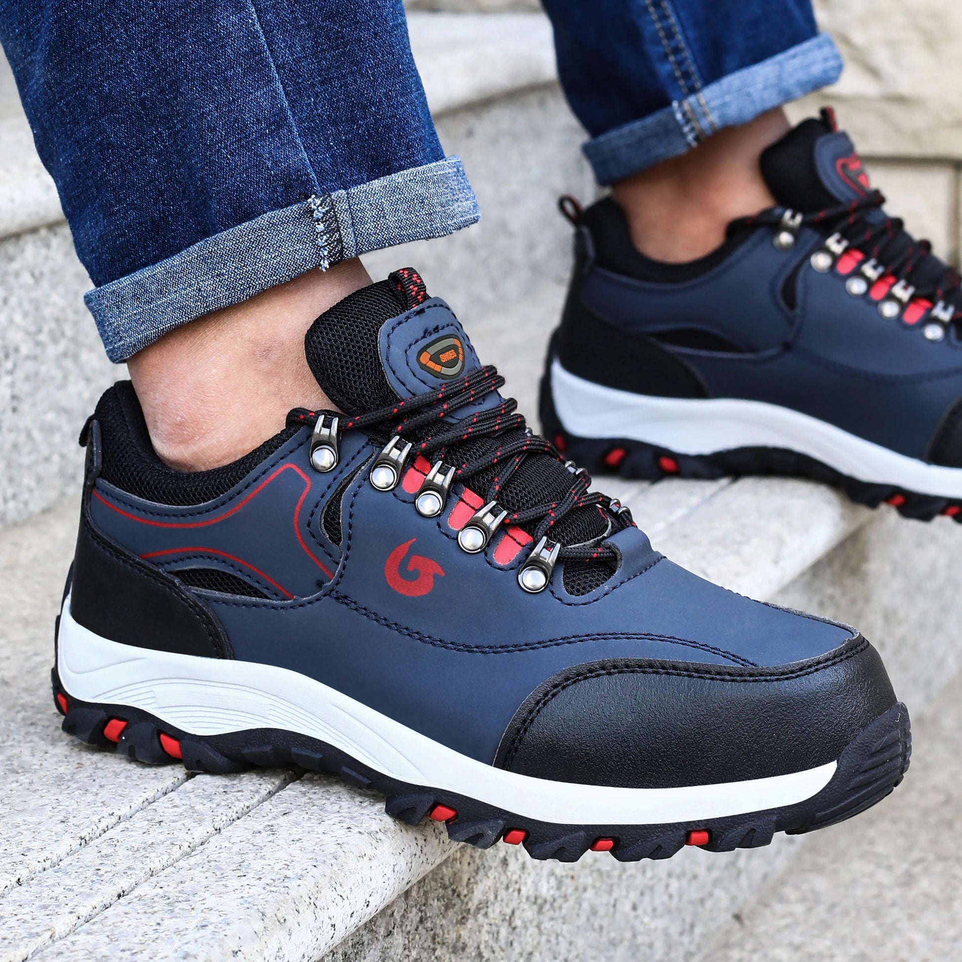Steel toe cap work boots for men, blue safety shoes with puncture-proof soles and protective features for secure, durable footwear.